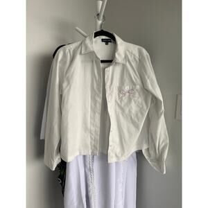 Semi cropped white button up